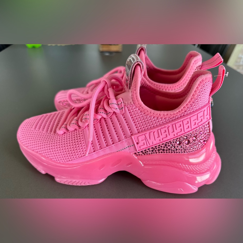NWOT Steve Madden Maxima Cot Candy Hot Pink Rhinestone Sneakers - Size 7 - Picture 3 of 9